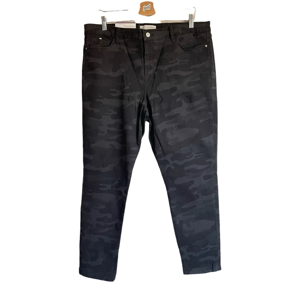 Social Standard by Sanctuary Black Camo Skinny Ankle Jeans 16